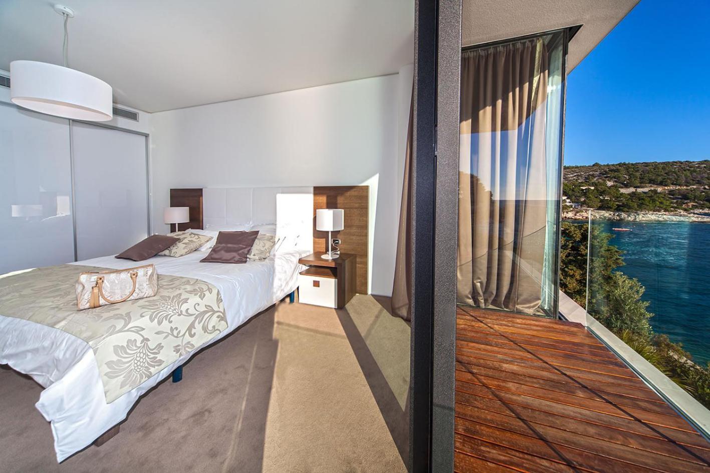 Golden Rays Luxury Villas & Apartments Primosten Exterior photo
